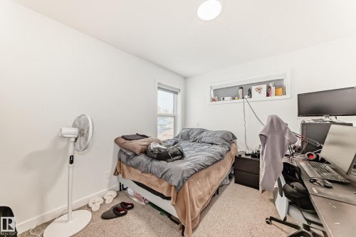 2 11326 95A Street, Edmonton, AB - Indoor Photo Showing Bedroom