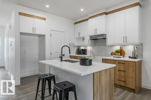 9805 106 Avenue, Morinville, AB - Indoor Photo Showing Kitchen With Double Sink With Upgraded Kitchen