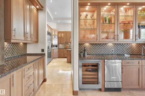 56 Windermere Drive, Edmonton, AB - Indoor Photo Showing Kitchen