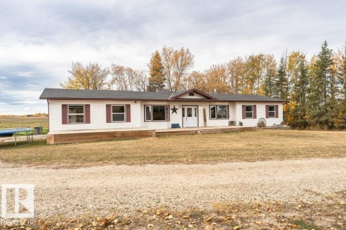 54032 RGE ROAD 34  Rural Lac Ste. Anne County, AB T0E 0A1