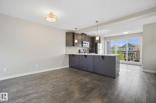 1604 33A Street, Edmonton, AB - Indoor Photo Showing Kitchen