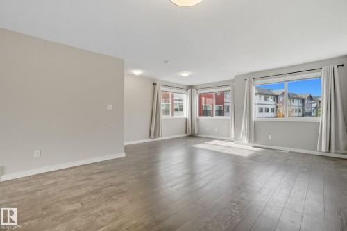 1604 33A Street, Edmonton, AB - Indoor Photo Showing Living Room