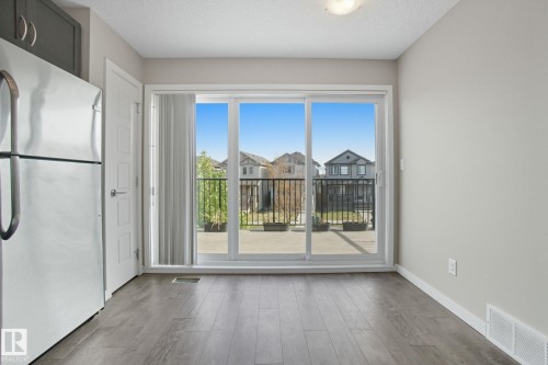1604 33A Street, Edmonton, AB - Indoor Photo Showing Other Room