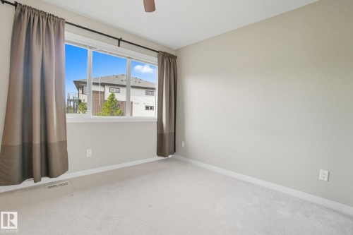 1604 33A Street, Edmonton, AB - Indoor