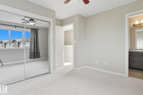 1604 33A Street, Edmonton, AB - Indoor Photo Showing Other Room