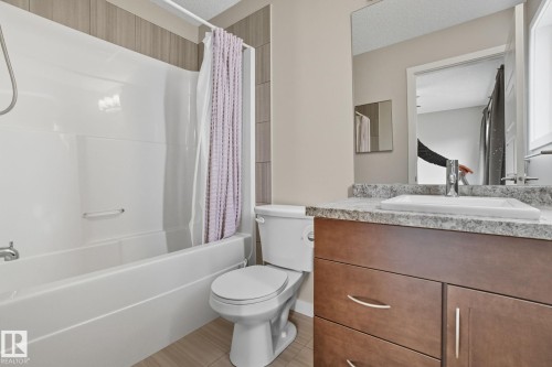 1604 33A Street, Edmonton, AB - Indoor Photo Showing Bathroom