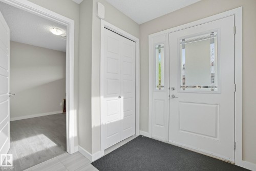 1604 33A Street, Edmonton, AB - Indoor Photo Showing Other Room