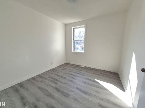 11240 94 Street, Edmonton, AB - Indoor Photo Showing Other Room