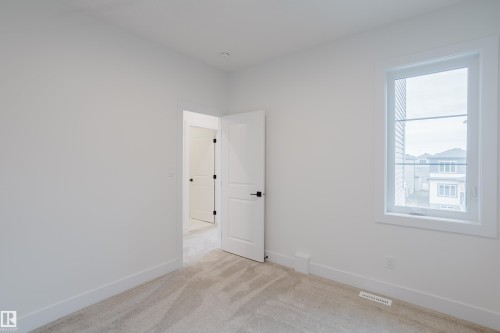 341 Munn Way, Leduc, AB - Indoor Photo Showing Other Room
