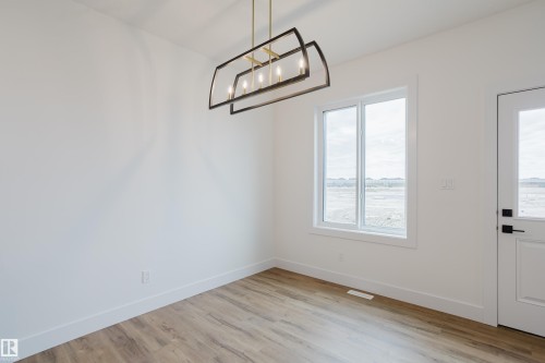 341 Munn Way, Leduc, AB - Indoor Photo Showing Other Room