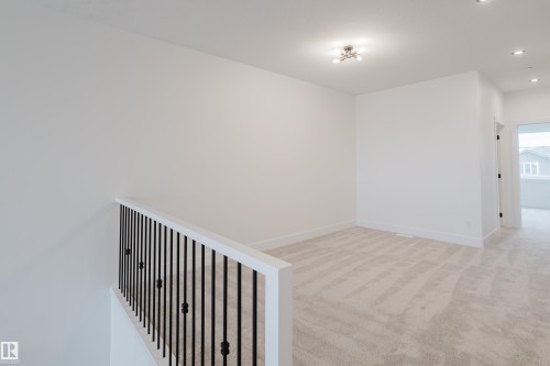 341 Munn Way, Leduc, AB - Indoor Photo Showing Other Room