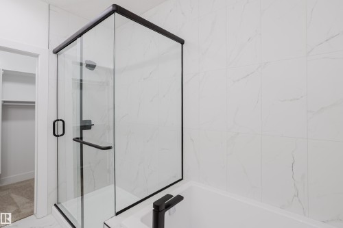 341 Munn Way, Leduc, AB - Indoor Photo Showing Other Room