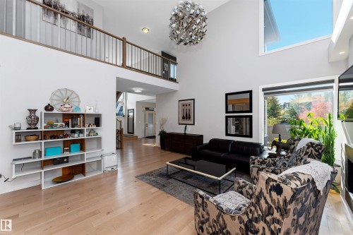 7404 May Common, Edmonton, AB - Indoor