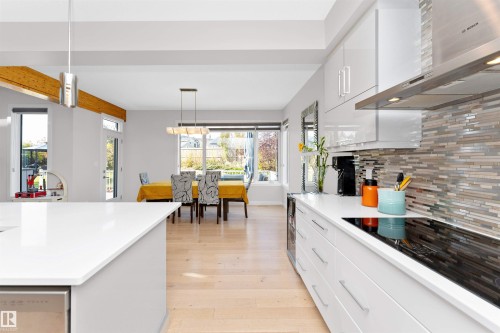 7404 May Common, Edmonton, AB - Indoor Photo Showing Kitchen