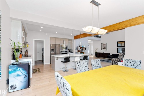 7404 May Common, Edmonton, AB - Indoor Photo Showing Dining Room