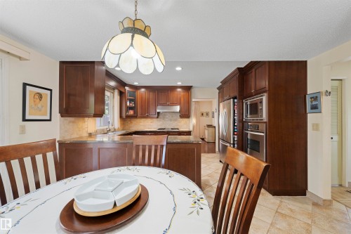 2811 125 Street, Edmonton, AB - Indoor Photo Showing Dining Room