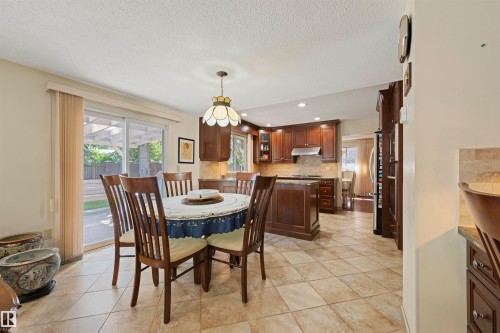 2811 125 Street, Edmonton, AB - Indoor Photo Showing Dining Room
