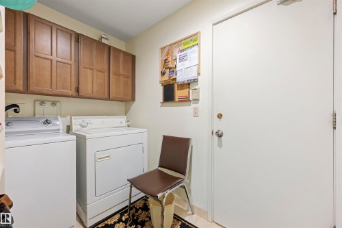 2811 125 Street, Edmonton, AB - Indoor Photo Showing Laundry Room