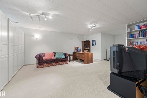 2811 125 Street, Edmonton, AB - Indoor Photo Showing Other Room