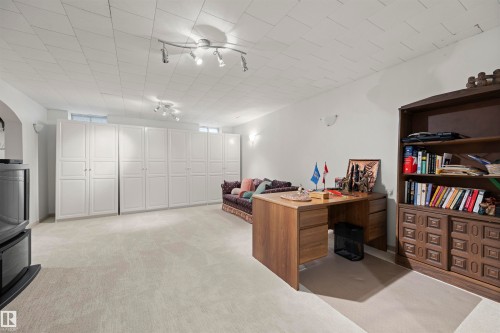 2811 125 Street, Edmonton, AB - Indoor Photo Showing Other Room