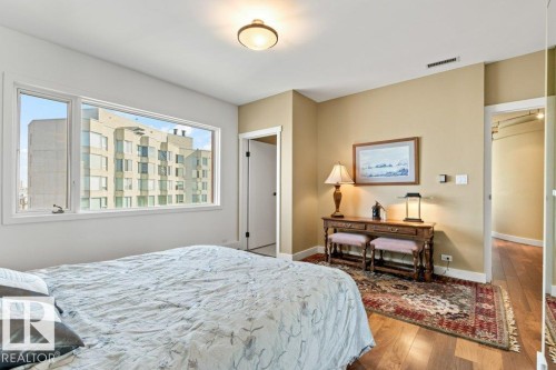 1701 10010 119 Street, Edmonton, AB - Indoor Photo Showing Bedroom