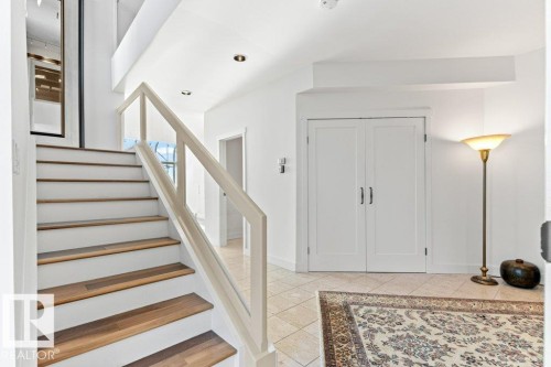 1701 10010 119 Street, Edmonton, AB - Indoor Photo Showing Other Room