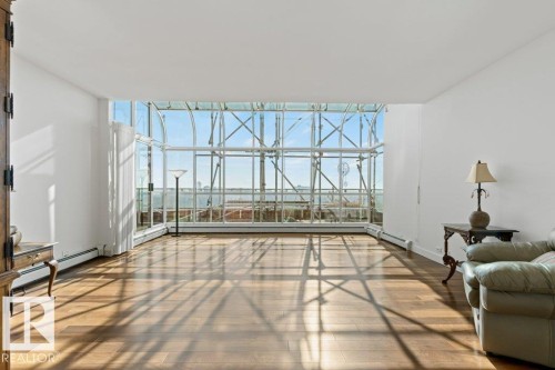 1701 10010 119 Street, Edmonton, AB - Indoor Photo Showing Other Room