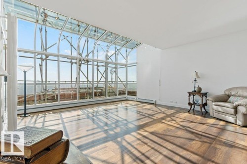 1701 10010 119 Street, Edmonton, AB - Indoor Photo Showing Other Room