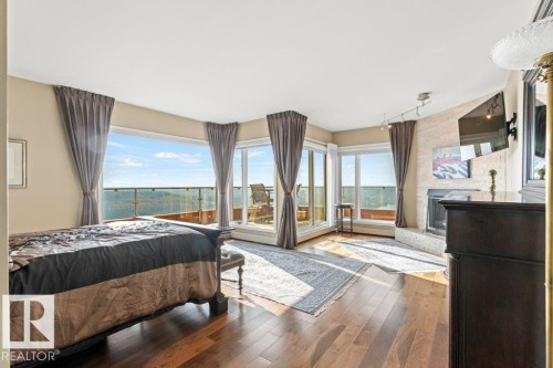 1701 10010 119 Street, Edmonton, AB - Indoor