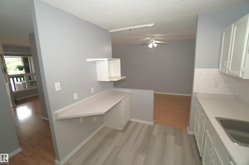 245 Surrey Gardens Gardens, Edmonton, AB - Indoor
