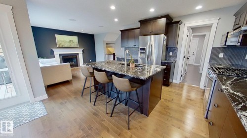 122 Sunterra Way, Sherwood Park, AB - Indoor Photo Showing Kitchen With Upgraded Kitchen