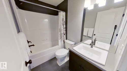 122 Sunterra Way, Sherwood Park, AB - Indoor Photo Showing Bathroom