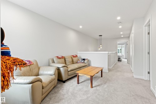 446 Roberts Crescent, Leduc, AB - Indoor