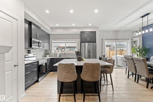 446 Roberts Crescent, Leduc, AB - Indoor