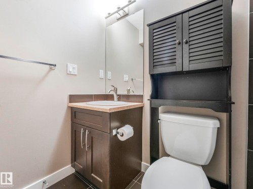 1004 Secord Promenade, Edmonton, AB - Indoor Photo Showing Bathroom