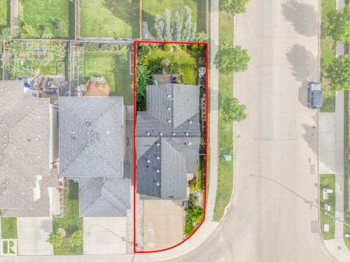 1004 Secord Promenade, Edmonton, AB - 