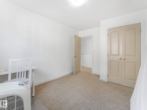 1004 Secord Promenade, Edmonton, AB - Indoor