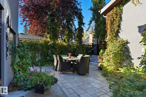 11121 81 Avenue, Edmonton, AB - Outdoor