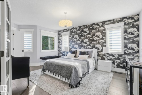 11121 81 Avenue, Edmonton, AB - Indoor Photo Showing Bedroom