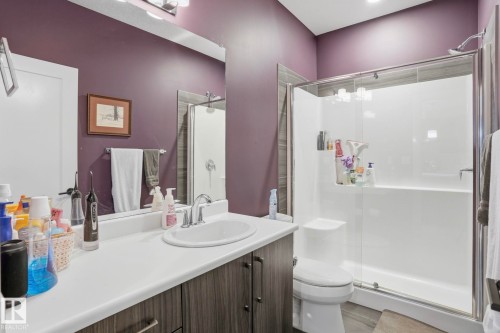 11121 81 Avenue, Edmonton, AB - Indoor Photo Showing Bathroom