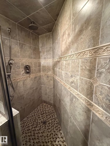 404 12028 103 Avenue, Edmonton, AB - Indoor Photo Showing Bathroom