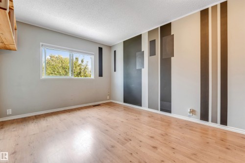 1303 37 Street, Edmonton, AB - Indoor Photo Showing Other Room