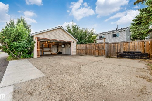 1303 37 Street, Edmonton, AB - Outdoor