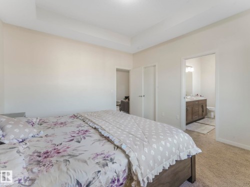 1224 25 Avenue, Edmonton, AB - Indoor Photo Showing Bedroom