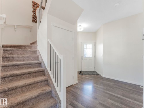 1224 25 Avenue, Edmonton, AB - Indoor Photo Showing Other Room