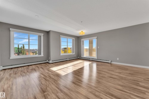 319 3670 139 Avenue, Edmonton, AB - Indoor Photo Showing Other Room