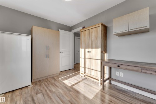319 3670 139 Avenue, Edmonton, AB - Indoor Photo Showing Other Room