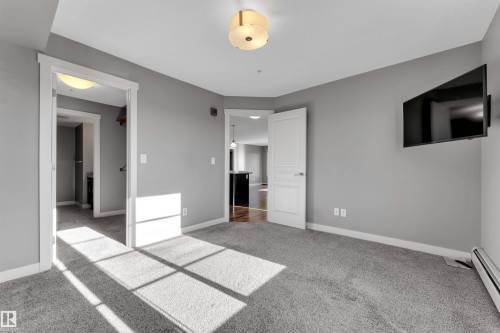 319 3670 139 Avenue, Edmonton, AB - Indoor Photo Showing Other Room