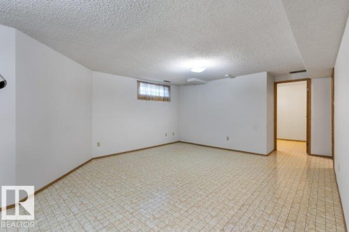 10646 153 Avenue, Edmonton, AB - Indoor Photo Showing Other Room