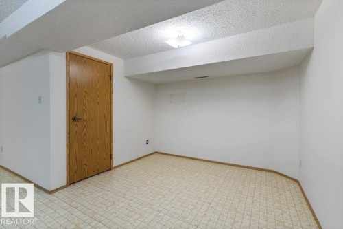 10646 153 Avenue, Edmonton, AB - Indoor Photo Showing Other Room